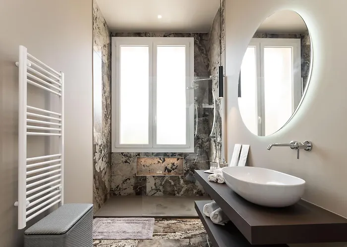 Carignano Luxury דירה